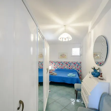 Casetta Azzurra 아파트 *